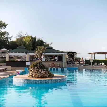 Hotel Akron Seascape