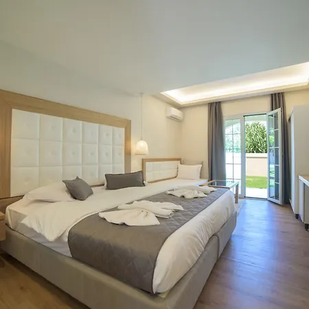 Akron Seascape Hotell 4*